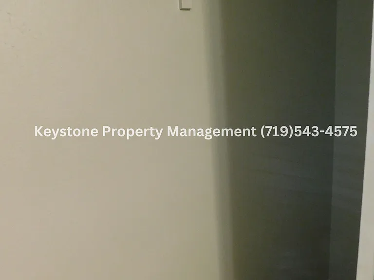 1410 Spruce St — Photo 13