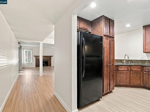 5th image of 1670 Clayton Rd APT 3