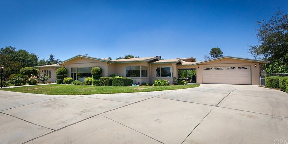 1st image of 31370 Mesa Dr