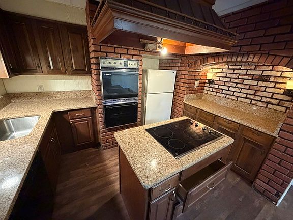 3rd image of 55 N Beaver St Floor 2