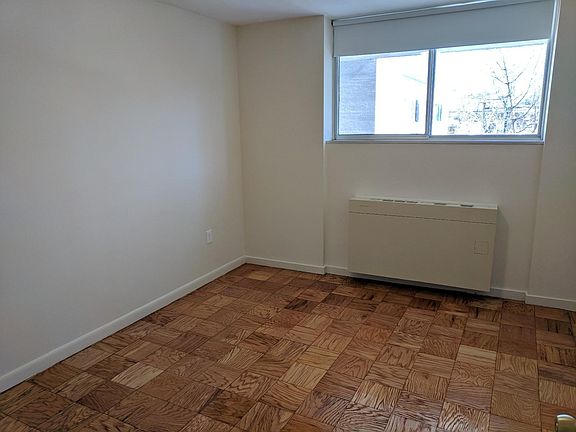 5th image of 142 Saint Marys St #4