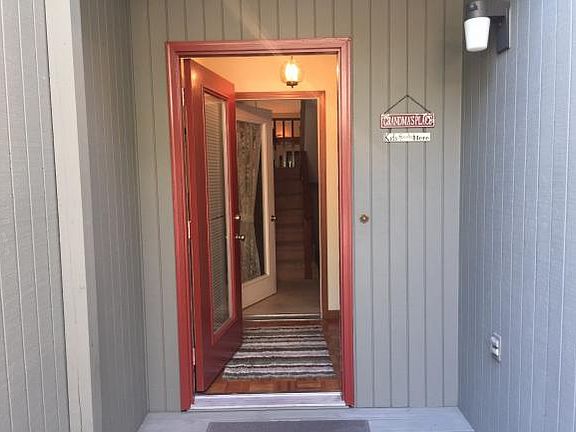 3rd image of 206 Willowbend Ln #206