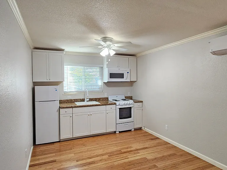 1430 V St #4 — Photo 2