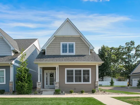 1259 Echoes Cir, South Bend, IN 46617