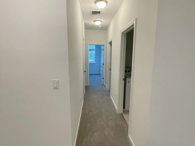 711 Cherry Elm Dr — Photo 22
