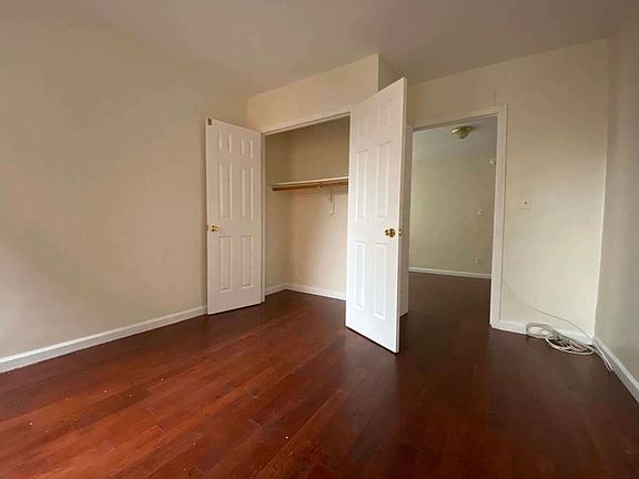 3rd image of 2304 Amsterdam Ave #11B