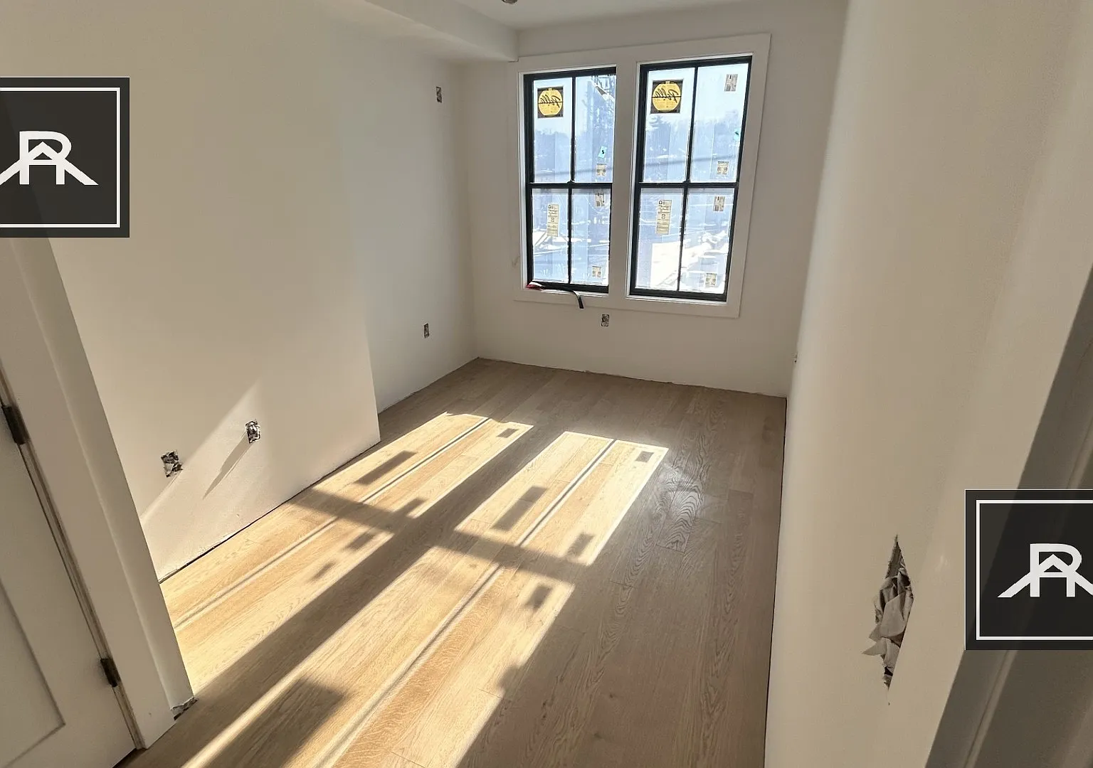 6 bed, 2.0 bath, 1500 sqft, $7,495 — Photo 3