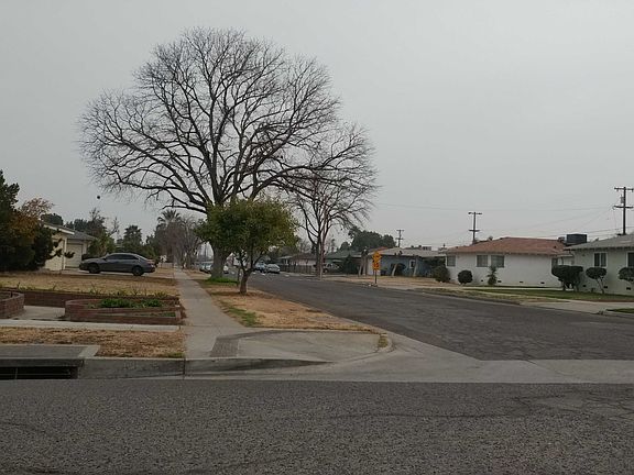 2nd image of 3936 E Fountain Way