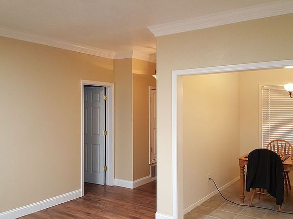 5th image of 3309 Manuelito Dr