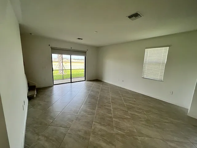 14164 Pine Lodge Ln — Photo 6