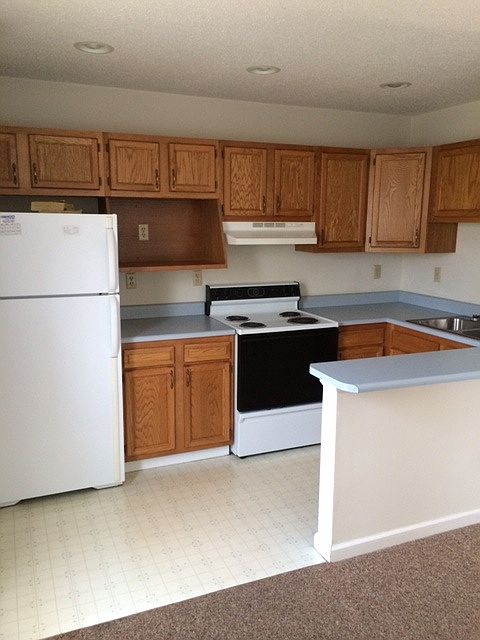 1st image of 139 Honeycutt St APT B1