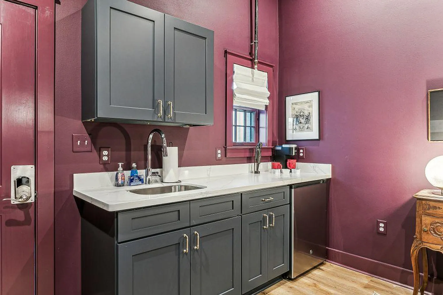 Studio, 1.0 bath, 430 sqft, $3,263 — Photo 2