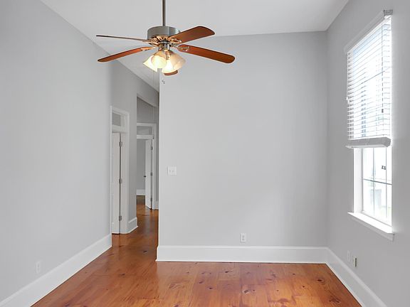 4th image of 618 Philip St