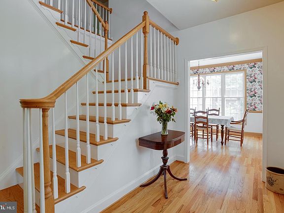 4th image of 14100 Chesterfield Ln