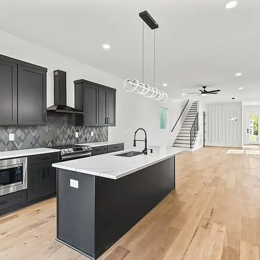 2107 Courtney Ave #B — Photo 5