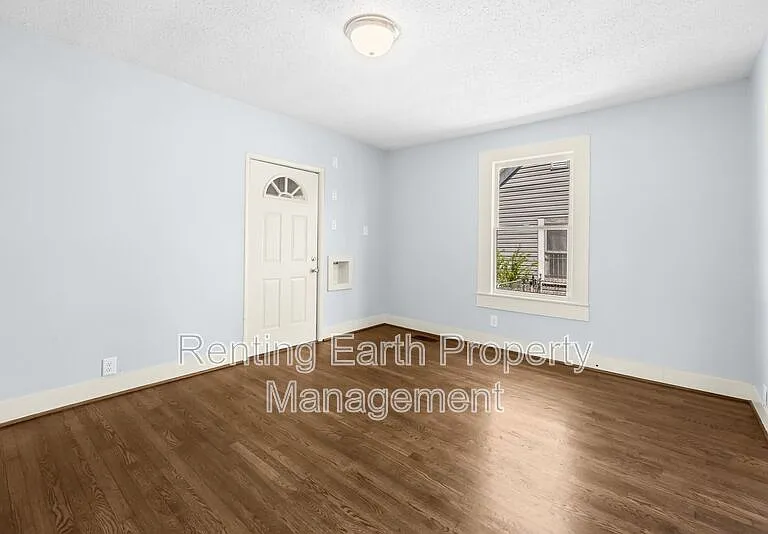 6309 3rd Ave S #AL — Photo 8