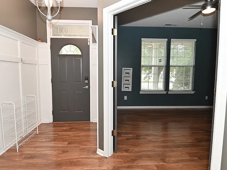 8405 Swift Ct — Photo 5