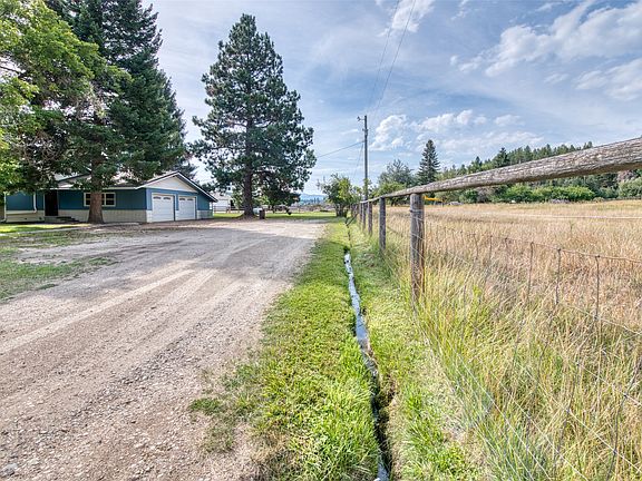 5th image of 189 Bunkhouse Rd