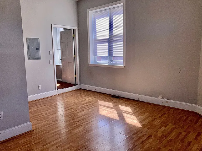 2635 E Lehigh Ave — Photo 7