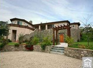 627 Rolling Hills Rd, Vista, CA 92081