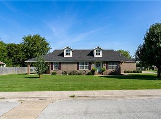 107 W School St, Lincoln, AR 72744