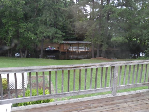 3rd image of 10379 Highway 903