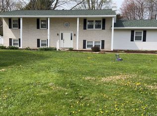 5611 Comanche St NW, North Canton, OH 44720