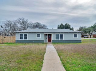 5100 Ira St, Haltom City, TX 76117