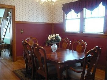 Elegant Dining
