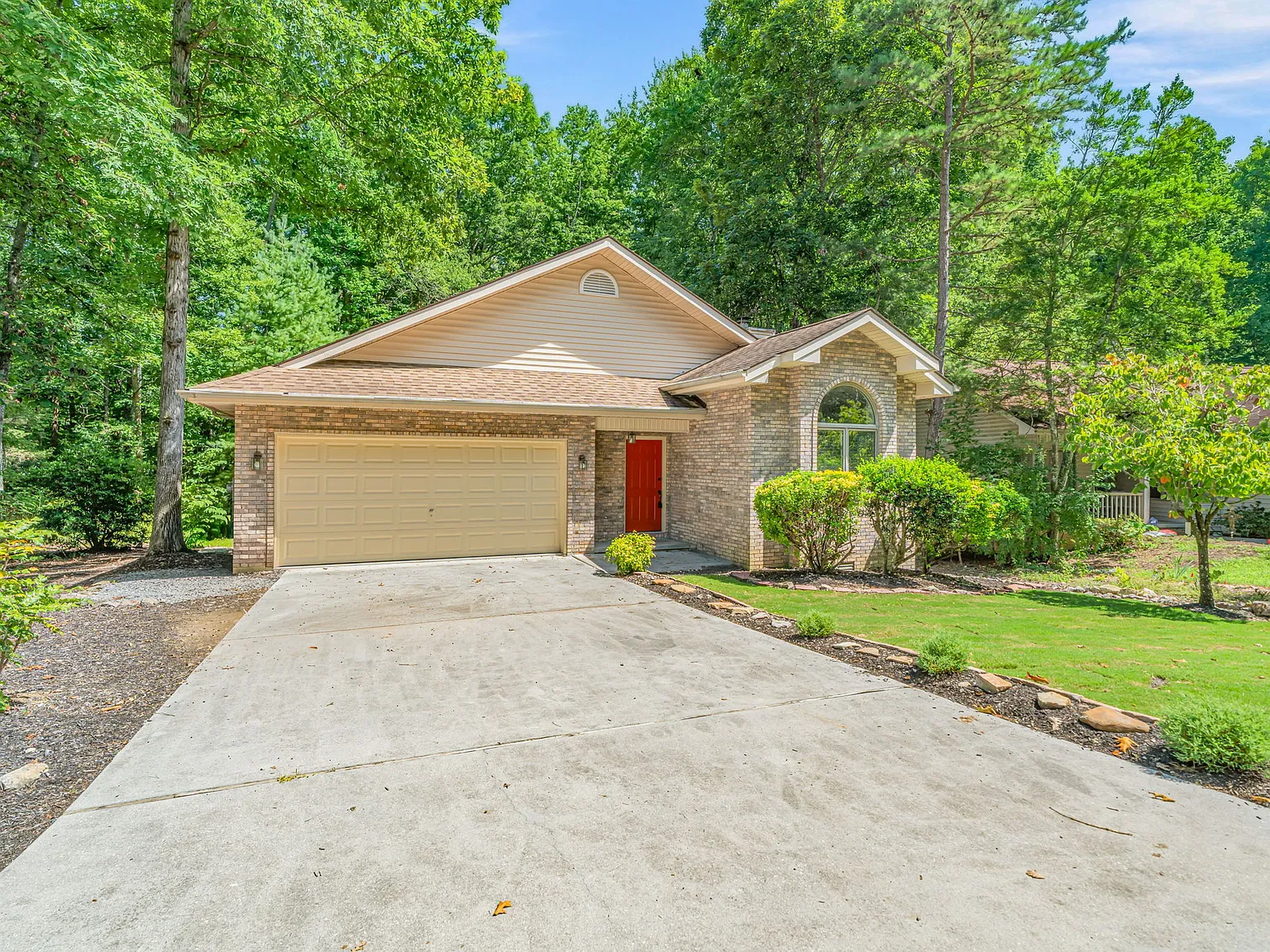 310 Paoli Trce - 1 — Photo 1