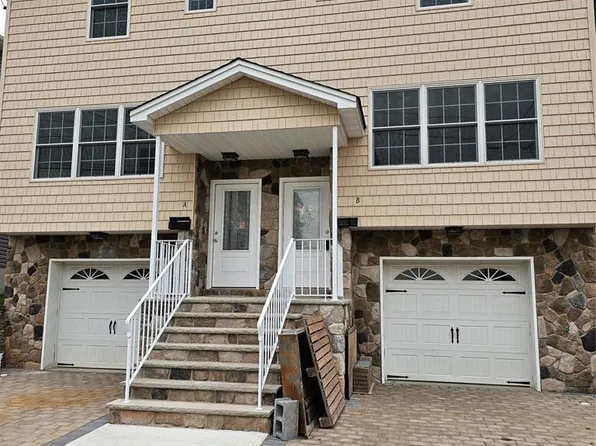 374A Semel Ave, Garfield, NJ 07026