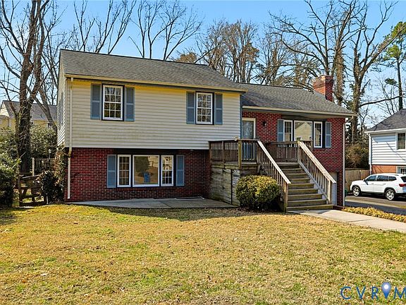 2nd image of 8421 Yolanda Rd