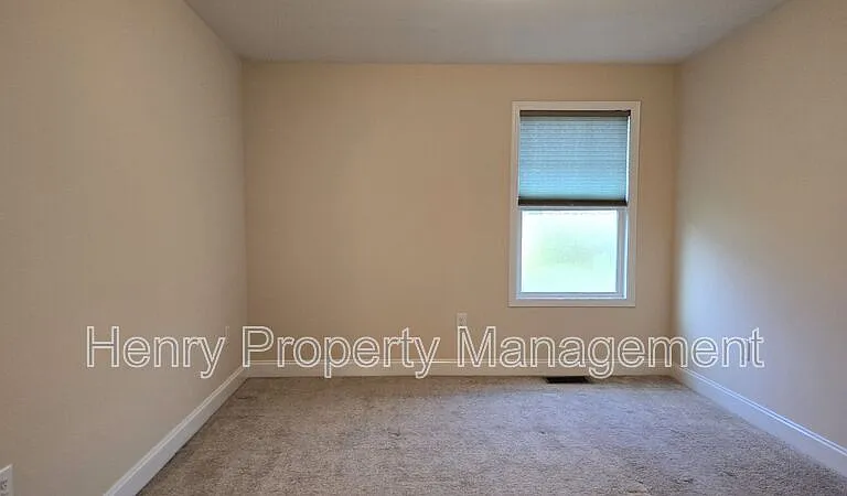 2024 Poplar High Pl — Photo 27