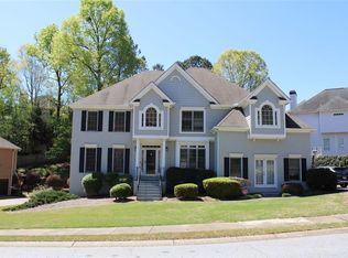 3960 Riverglen Cir, Suwanee, GA 30024