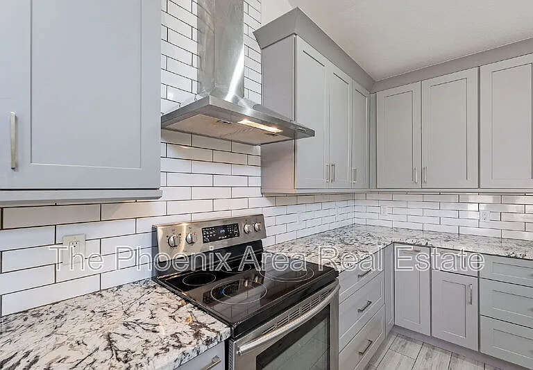 9128 E Gelding Dr — Photo 14