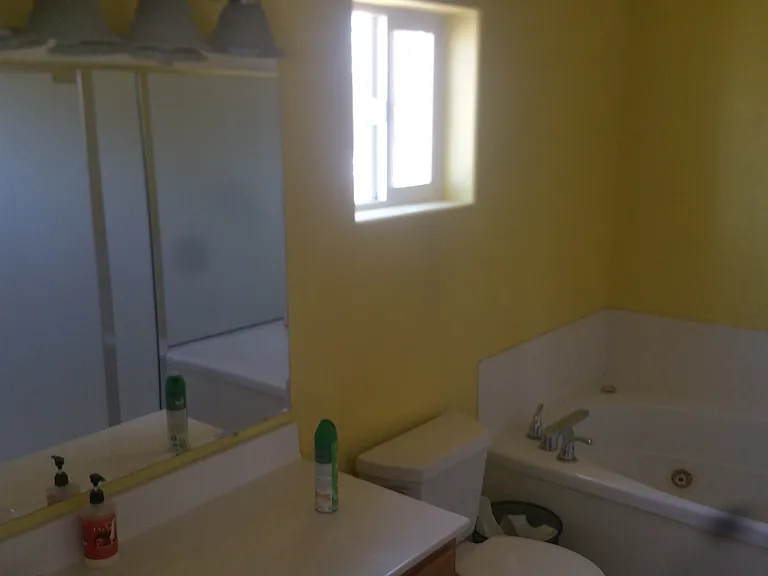 1013 E Glade Ave #6 — Photo 7