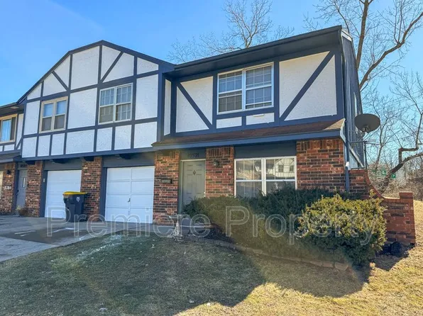 10521 E 41st Ter, Kansas City, MO 64133