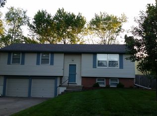 1019 Lexington Rd, Pleasant Hill, MO 64080