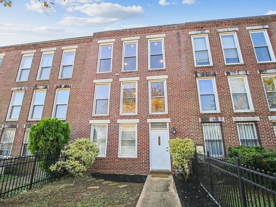 1831 E Capitol St SE #1