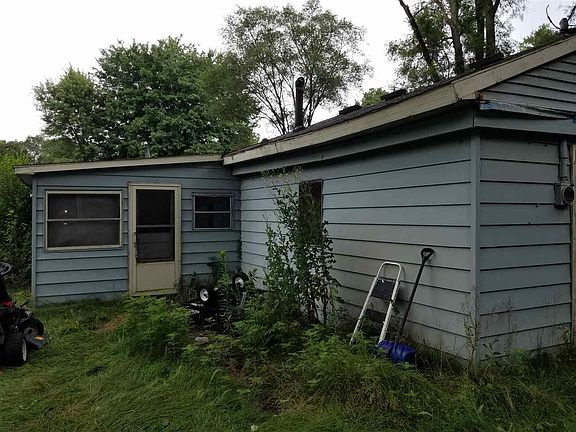 3rd image of 24772 Buddy St