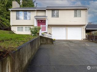 15004 SE 276th Pl, Kent, WA 98042