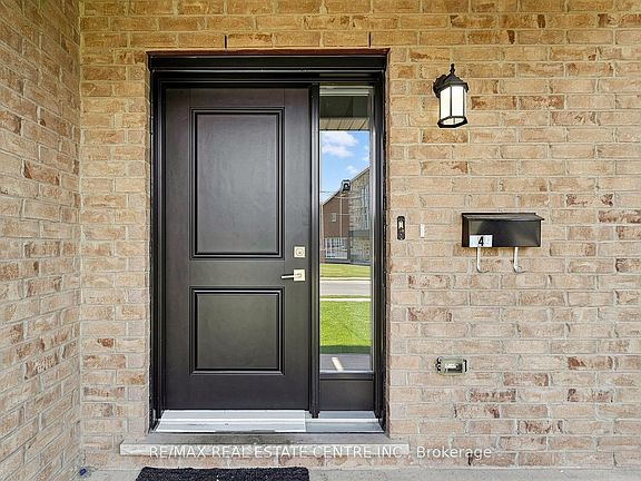 4th image of 149 Ballantyne Ave