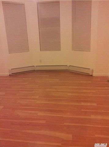 2nd image of 2333 123rd St