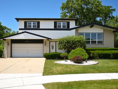 9834 N Maynard Ter, Niles, IL, 60714