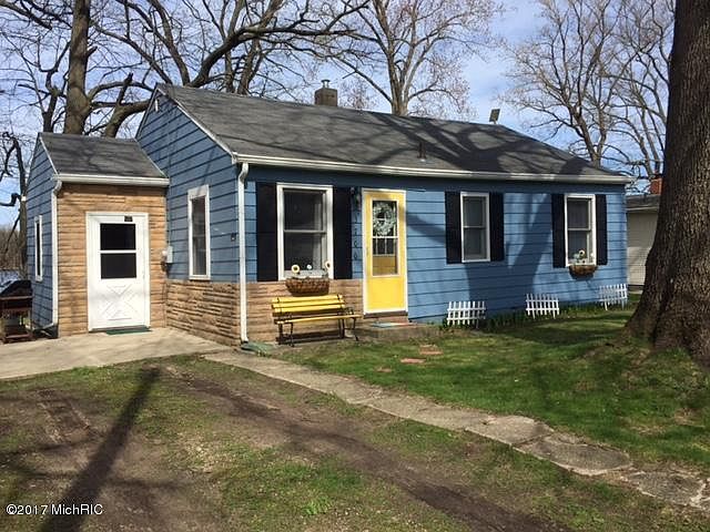 1st image of 23700 Lake Shore Dr