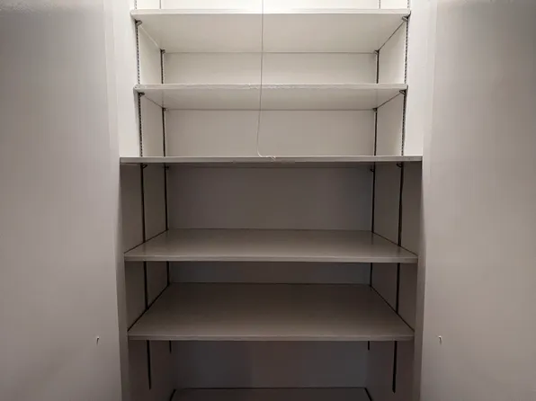 4 Willow Place image 5 of 11