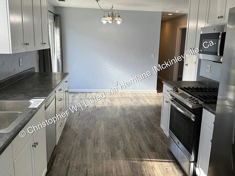 1229 Fernwood Dr — Photo 4