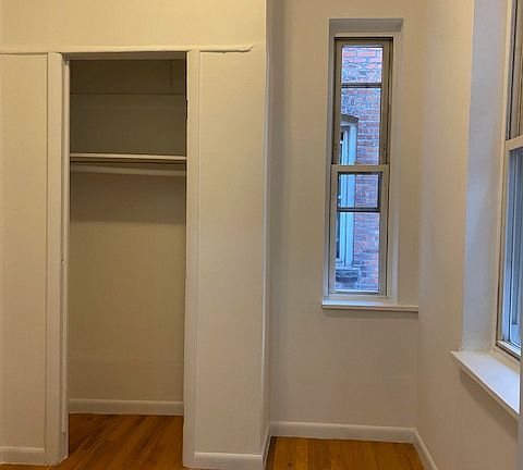 3rd image of 1372 1st Ave APT 4C