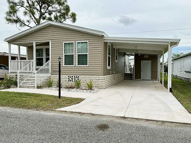 17100 Tamiami Trl #263 — Photo 1