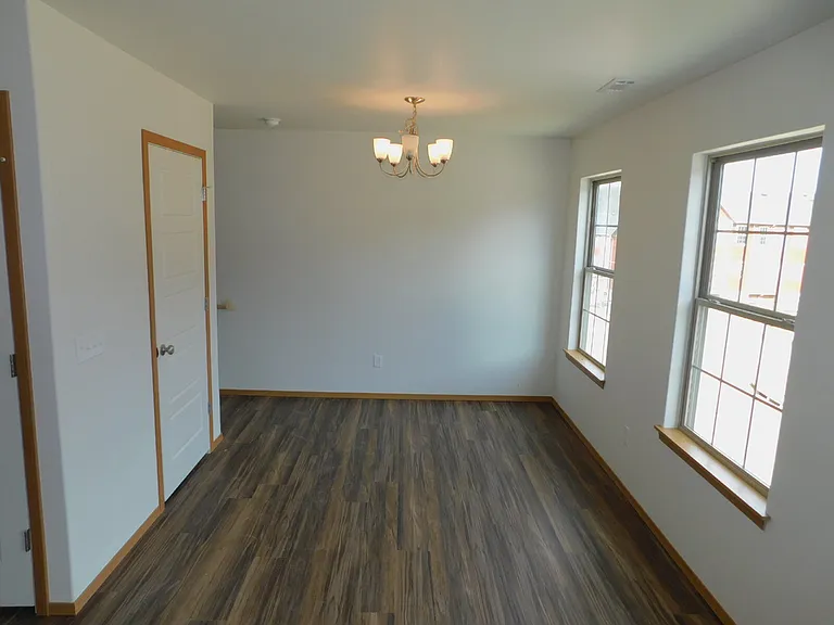 265 S Rolling Woods Way — Photo 8